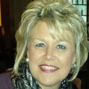 Meet your Posher, Lana